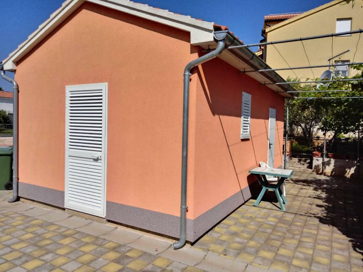 Apartments Mediterranean Sundance Vodice Exterior photo