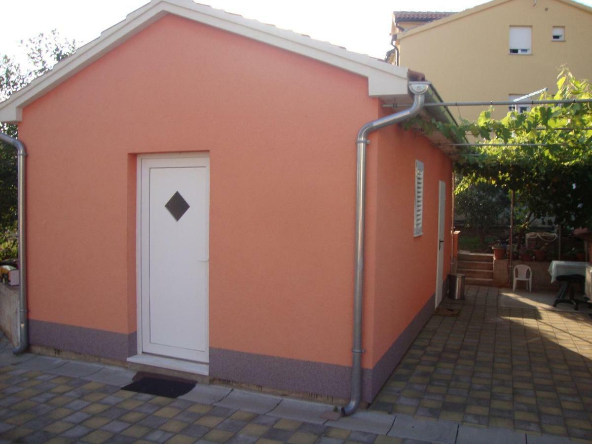 Apartments Mediterranean Sundance Vodice Exterior photo