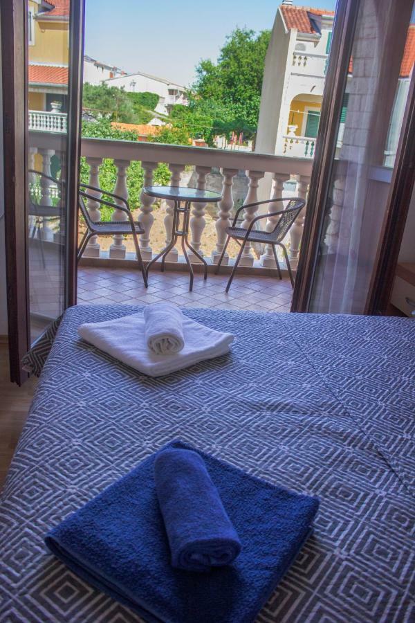 Apartments Mediterranean Sundance Vodice Exterior photo